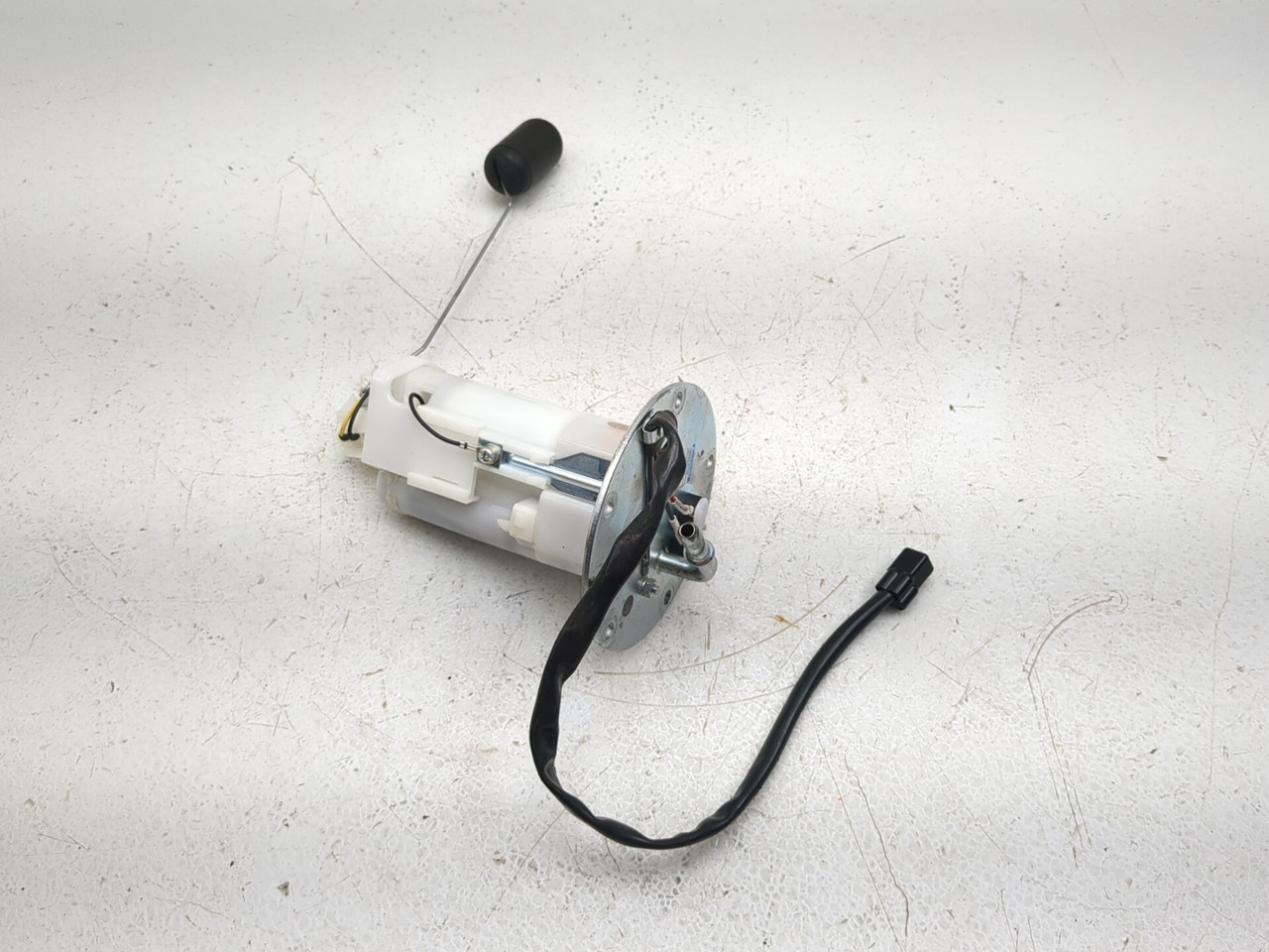 23-26 Kawasaki ZX400S ZX4R Fuel Gas Petrol Sender Pump 49040-0788