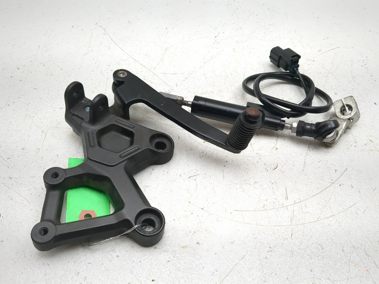 みる 23-26 Kawasaki ZX400S ZX4R Quickshifter Sensor w/ Shift Pedal
