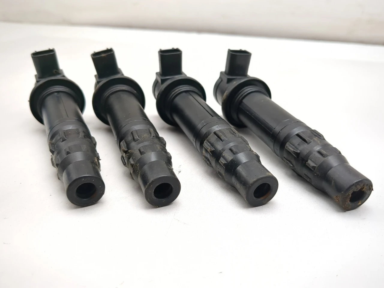 23-26 Kawasaki ZX400S ZX4R Ignition Coil Stix Set- Set of Four