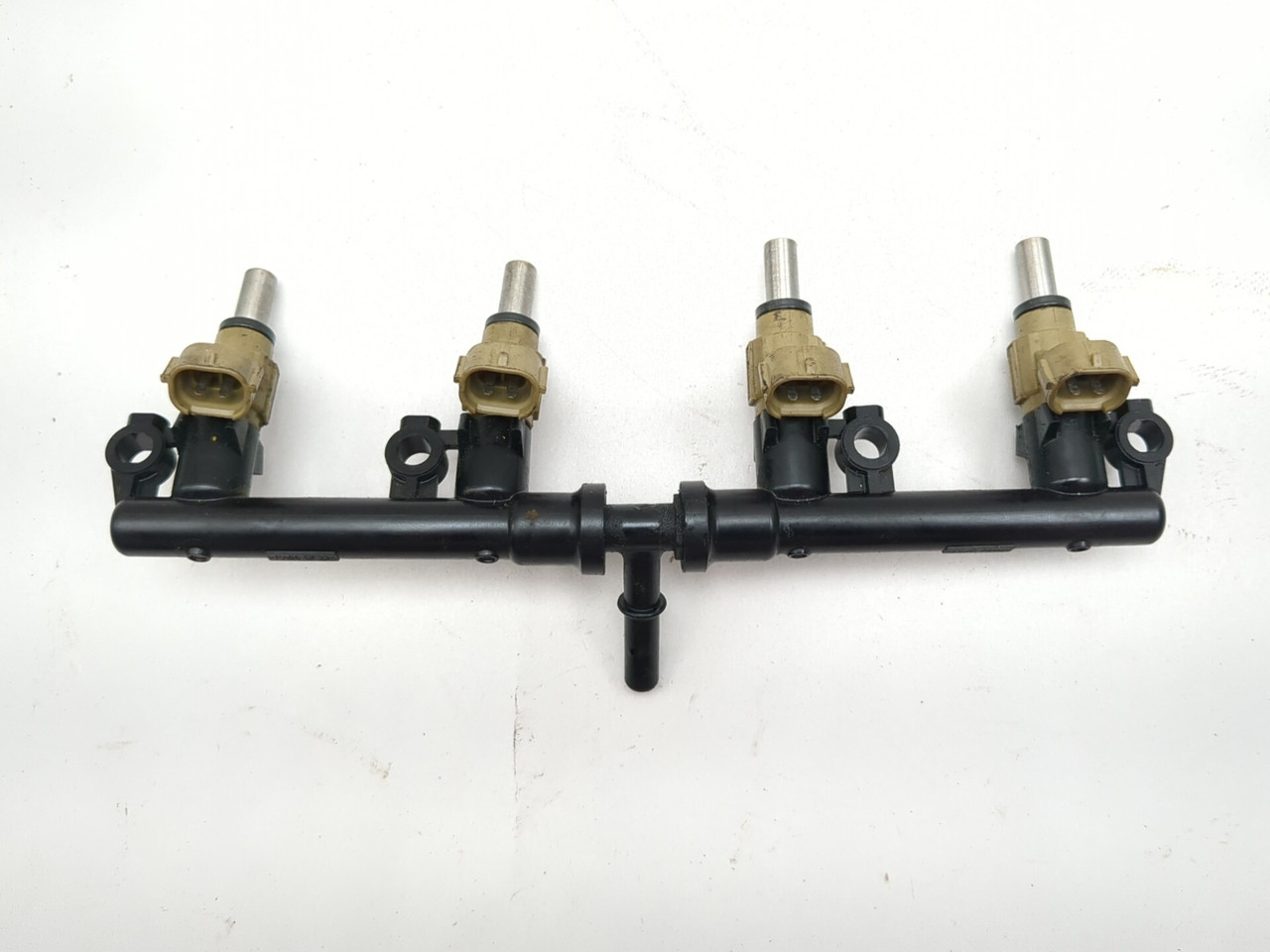 23-26 Kawasaki ZX400S ZX4R Fuel Rail w/ 4 Piece Set of Injectors