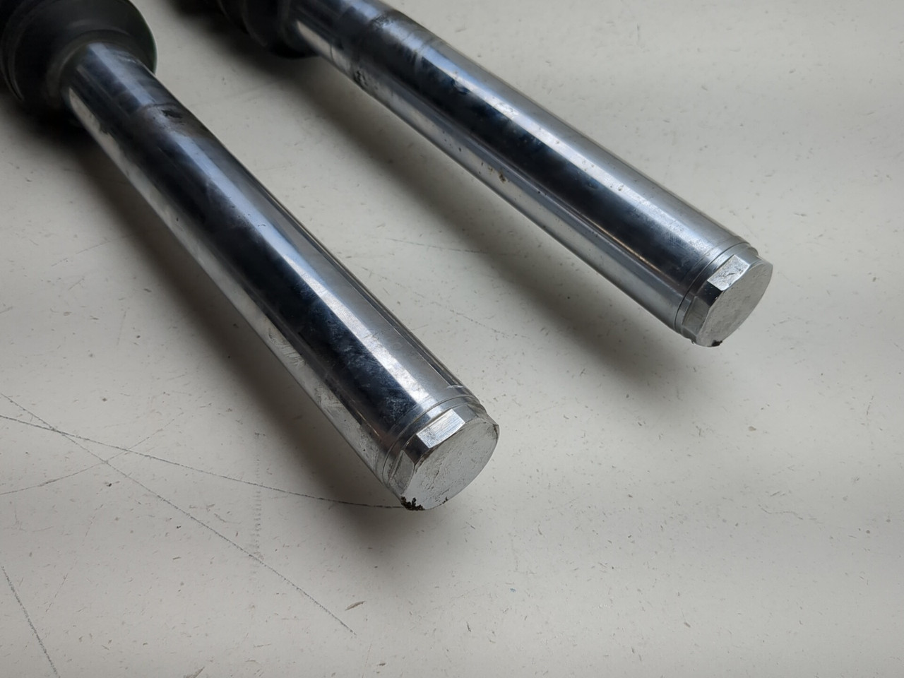 09-13 Harley HD Sportster Iron XL883N Front Fork Tubes Set