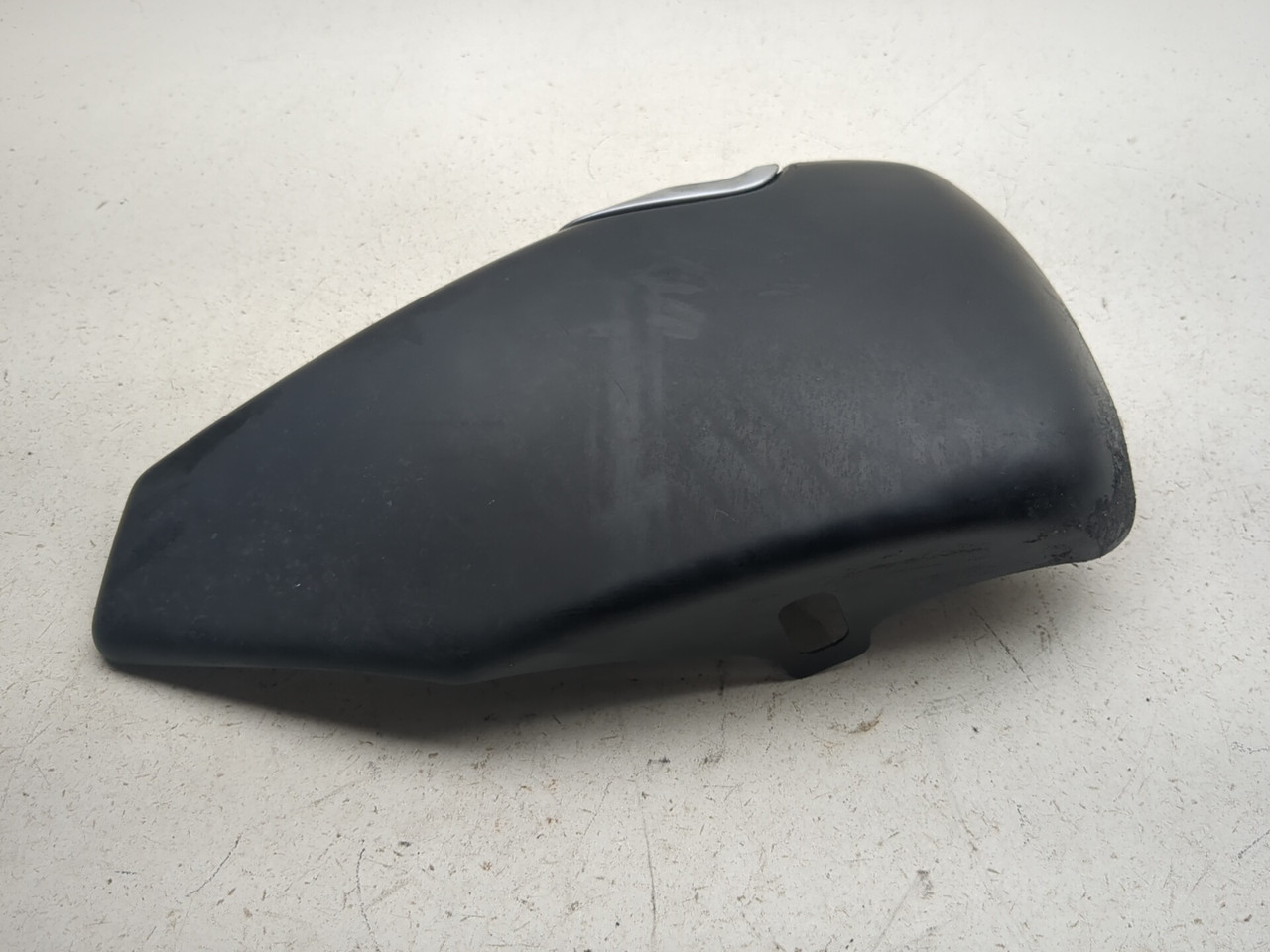 09-13 Harley Davidson Sportster Iron XL883N Rear Right Oil Tank
