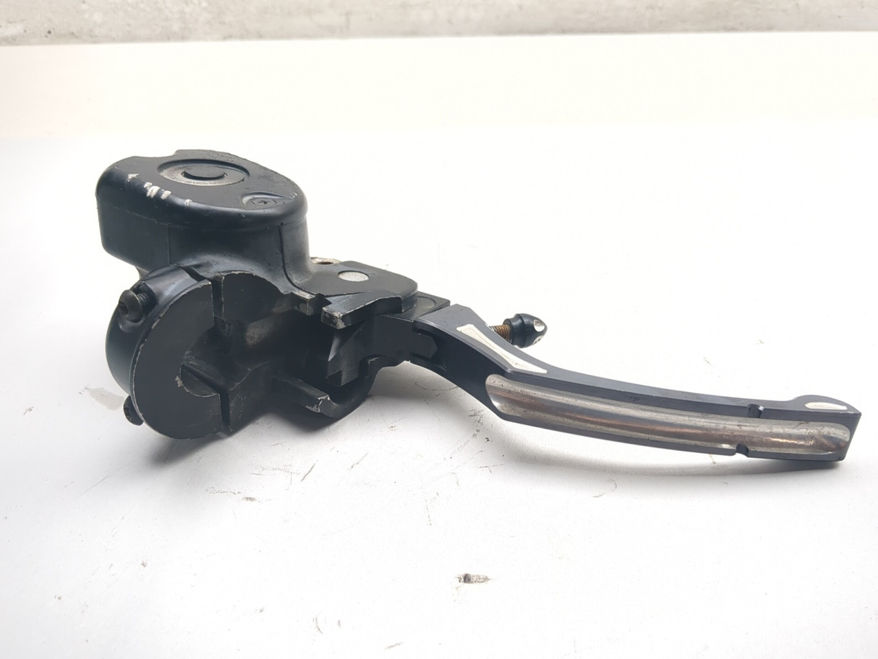 09-13 Harley Sportster Iron XL883N Right Brake Master Cylinder