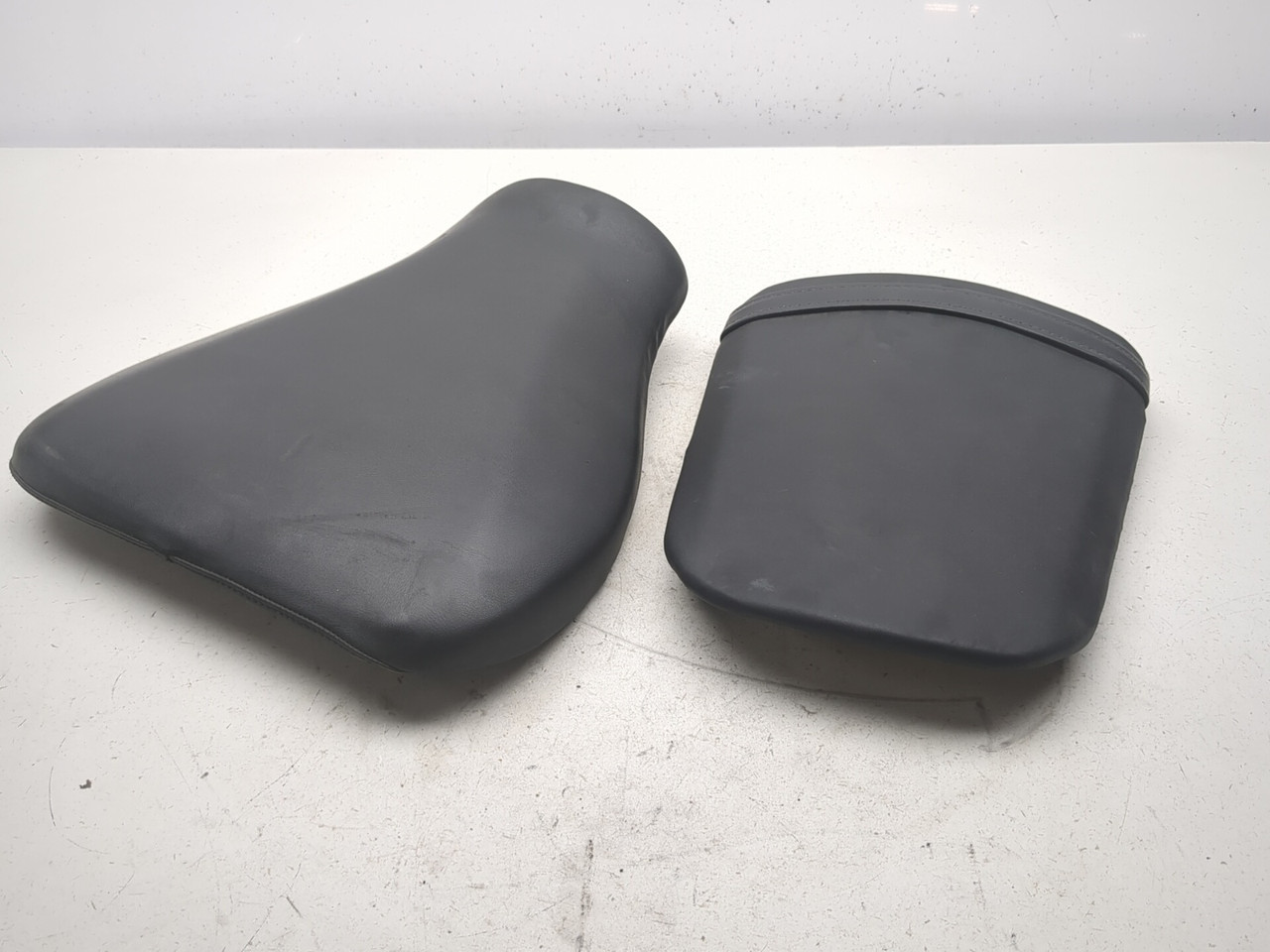 cbr600rr pc40 NOGUCHIシート 07-12 Honda CBR600 CBR600RR Front Driver Passenger Seat Set 77100