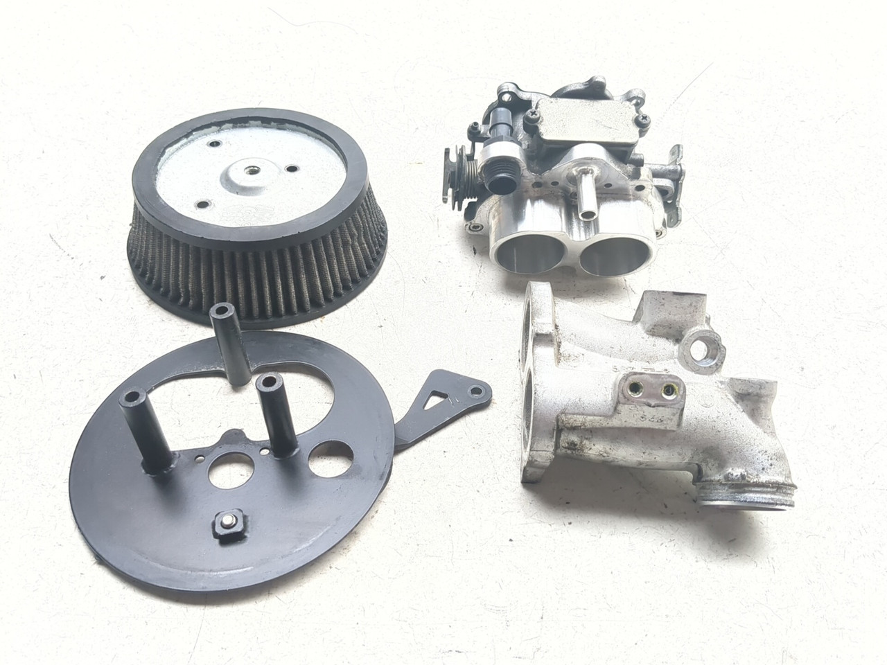 トリーヴァハルカス パーツ 14-22 Yamaha Bolt XVS 950 Throttle Body Vance Hines Air Intake 5S7