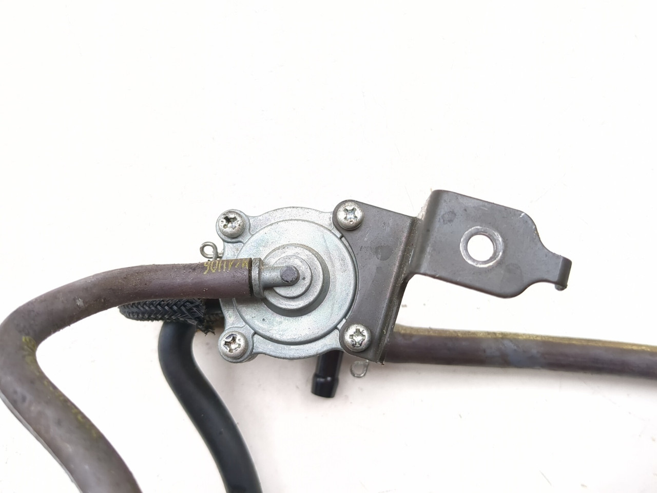 01-05 Kawasaki ZRX1200A ZRX 1200 Vacuum Switch Valve 16126-1404
