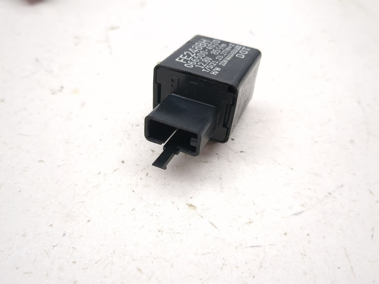 Kawasaki リレーアッシー 27002-1007 01-05 Kawasaki ZRX1200A ZRX 1200 Relays Switch Ground Cable Set