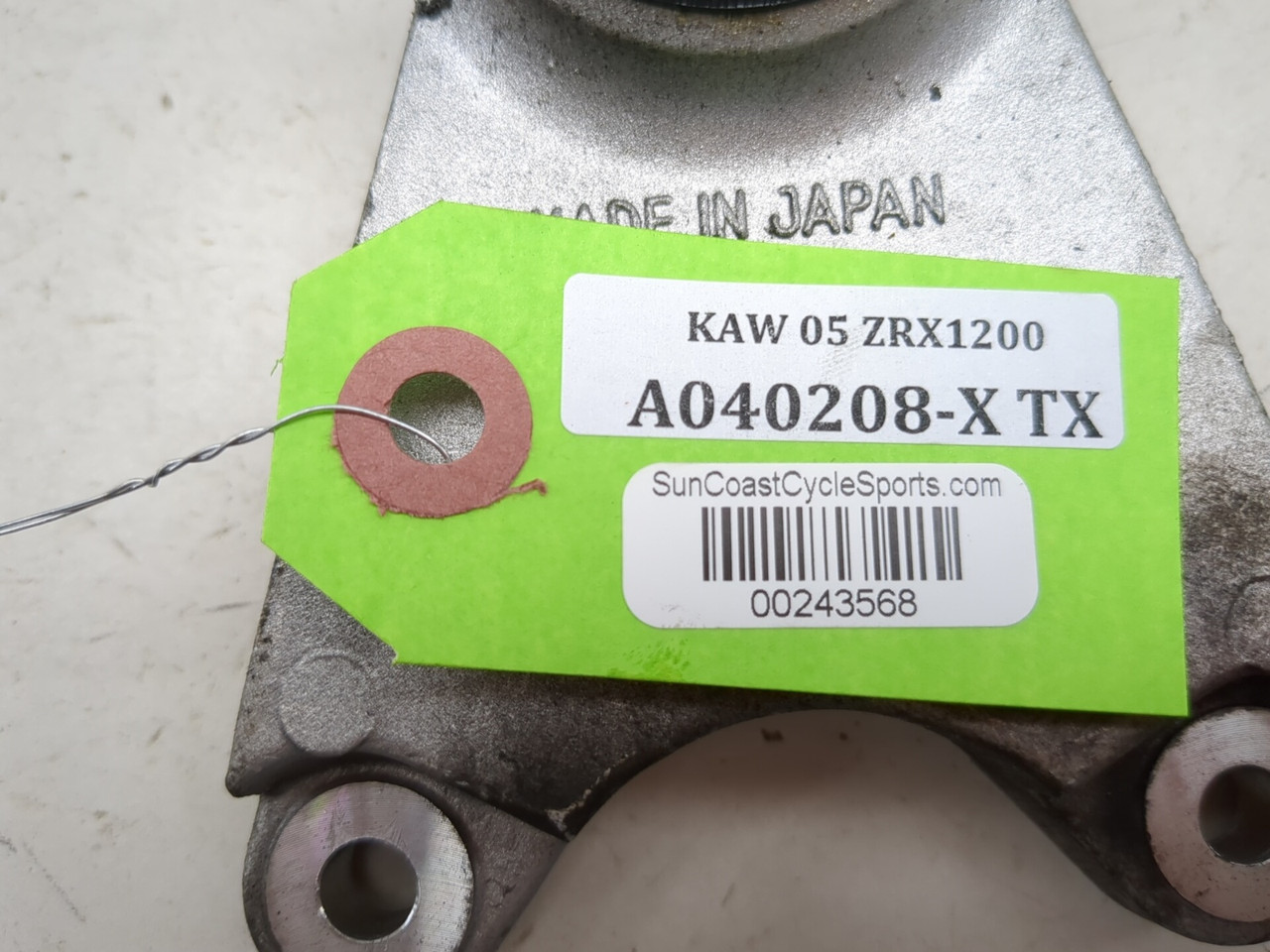 01-05 Kawasaki ZRX1200A ZRX 1200 Right Rear Brake Caliper Bracket