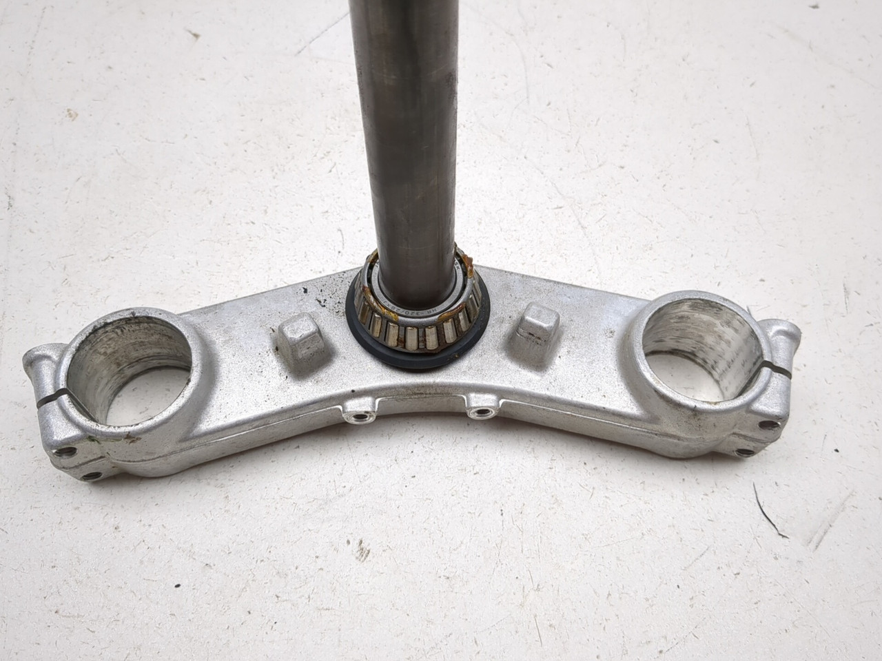 01-05 Kawasaki ZRX1200A ZRX 1200 Lower Triple Tree Yoke Stem Clamp