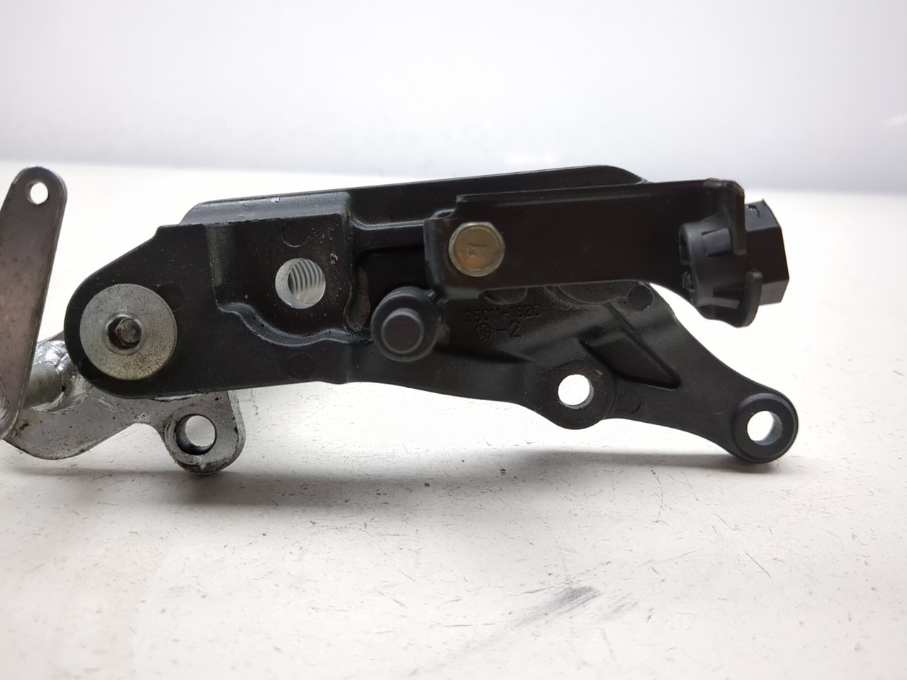 01-05 Kawasaki ZRX1200A ZRX 1200 Front Right Rearset Assembly