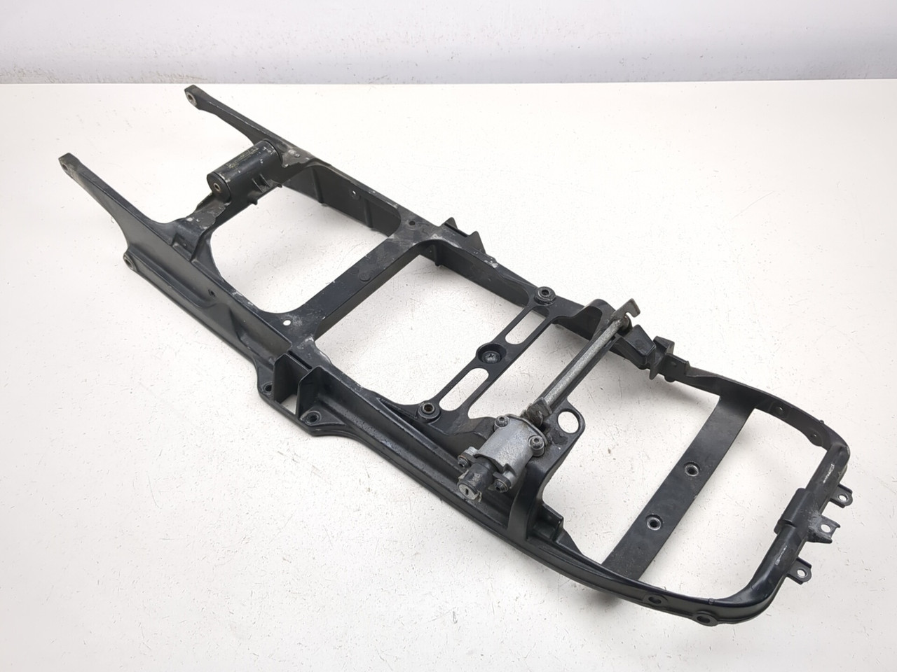 03-05 Yamaha YZF-R6 06-09 R6S Rear Subframe Seat Lock Assembly 5SL