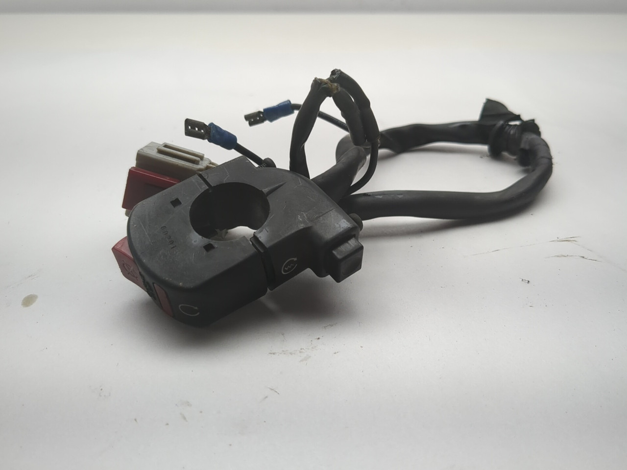 07-12 Honda CBR600 CBR600RR Right Handlebar Switch 35130-MFJ-D01