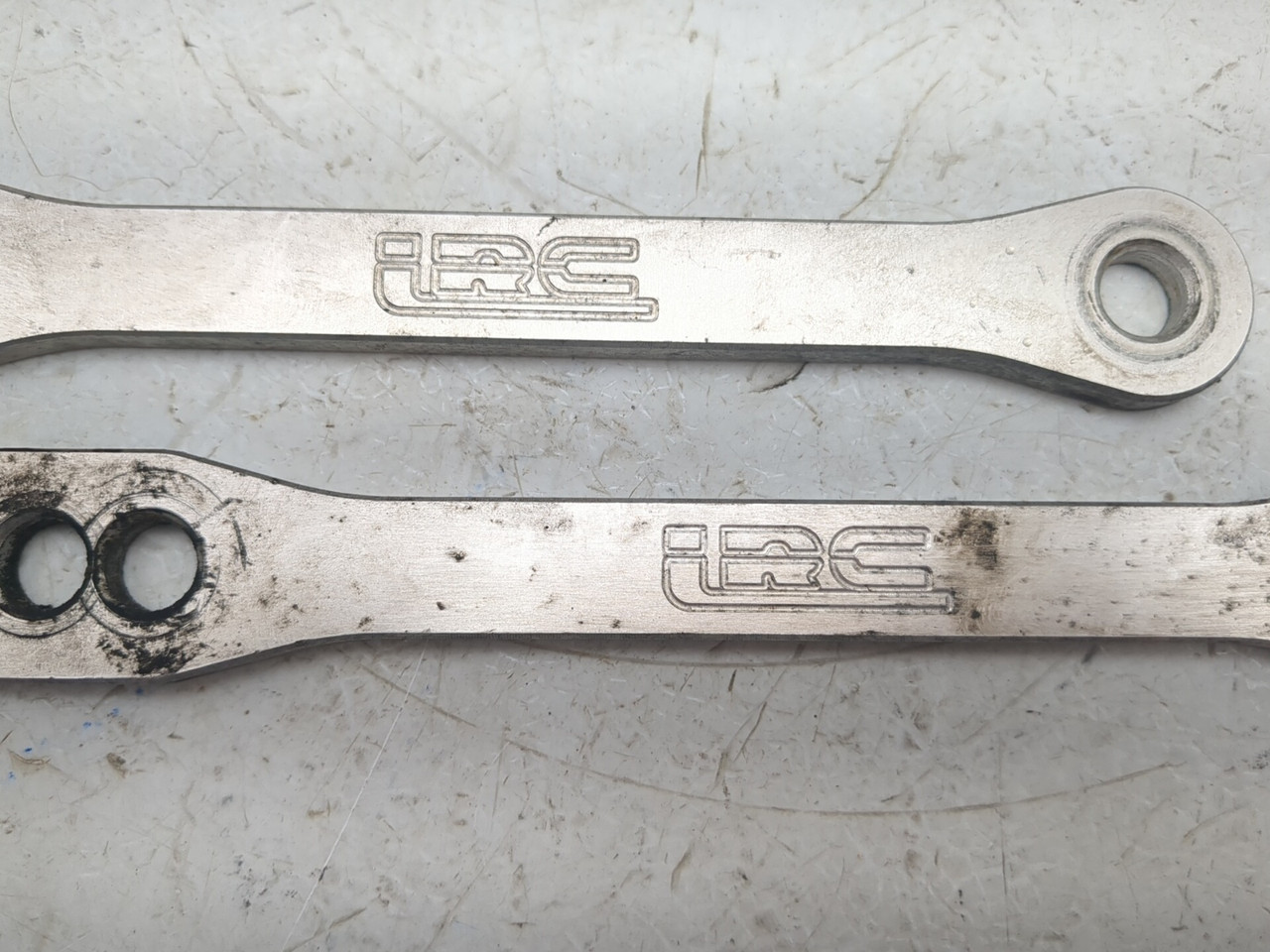 04 05 Suzuki GSXR 600 750 Rear IRC A2798LRC Lowering Link Set