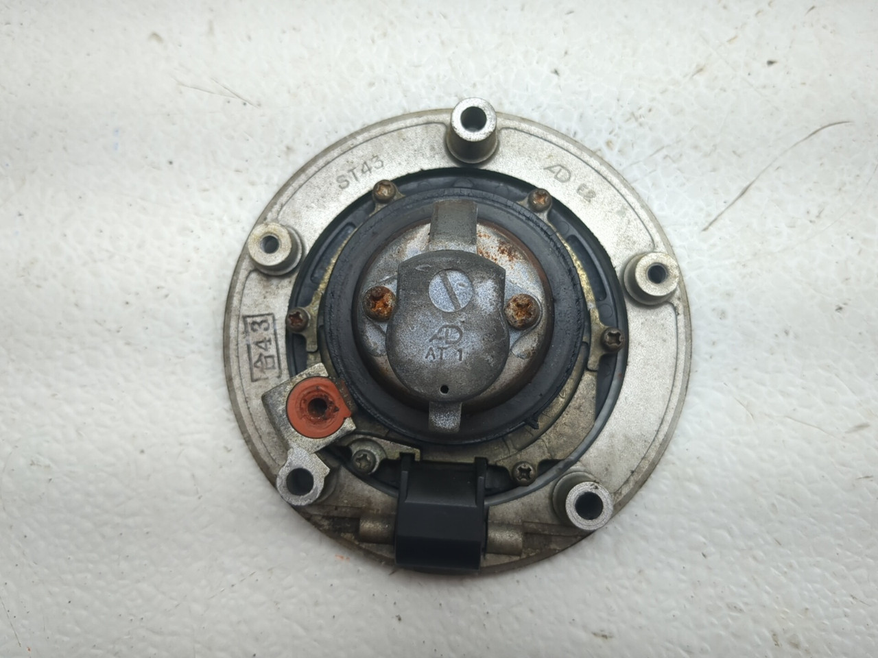 04 05 Suzuki GSXR 600 750 Front Ignition Switch Gas Cap Starter