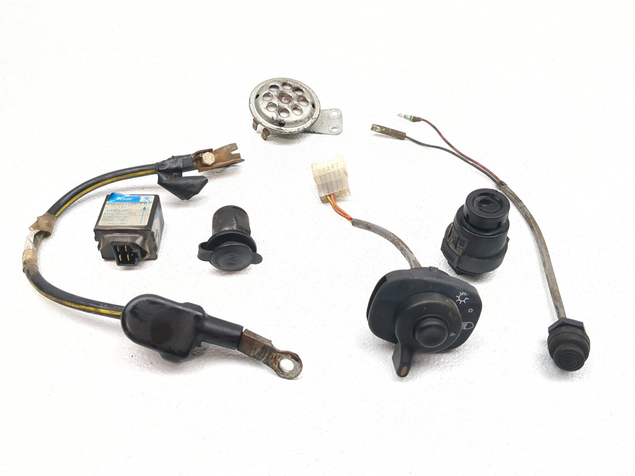 14-25 Kubota RTV X900 RTV 900 Ignition Horn Relay Socket Cable no