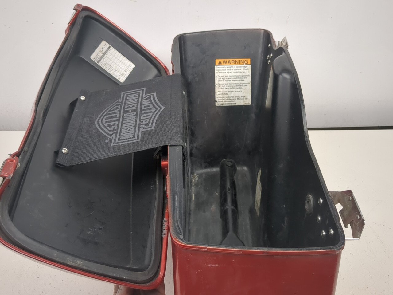 10-13 Harley Davidson Road Glide FLTRX Rear Left Saddlebag 79107