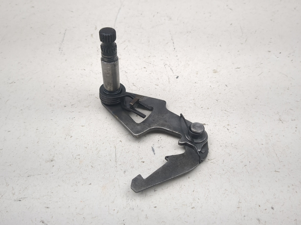 10-13 Harley-Davidson Road Glide FLTRX Gear Shift Pawl 35081-06
