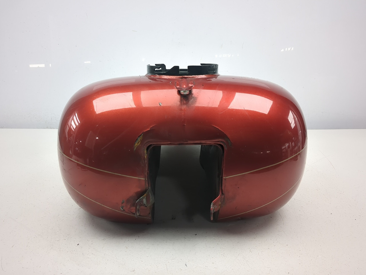 10-13 Harley Davidson Road Glide FLTRX Gas Fuel Tank 61356-08
