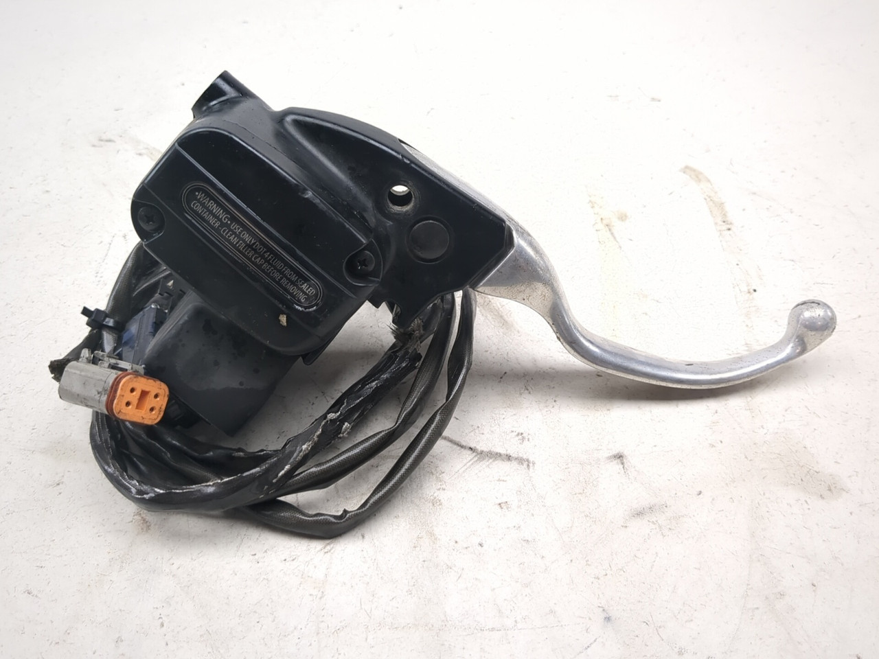 4588さま2051 10-13 Harley Davidson Road Glide FLTRX Right Brake Master Cylinder