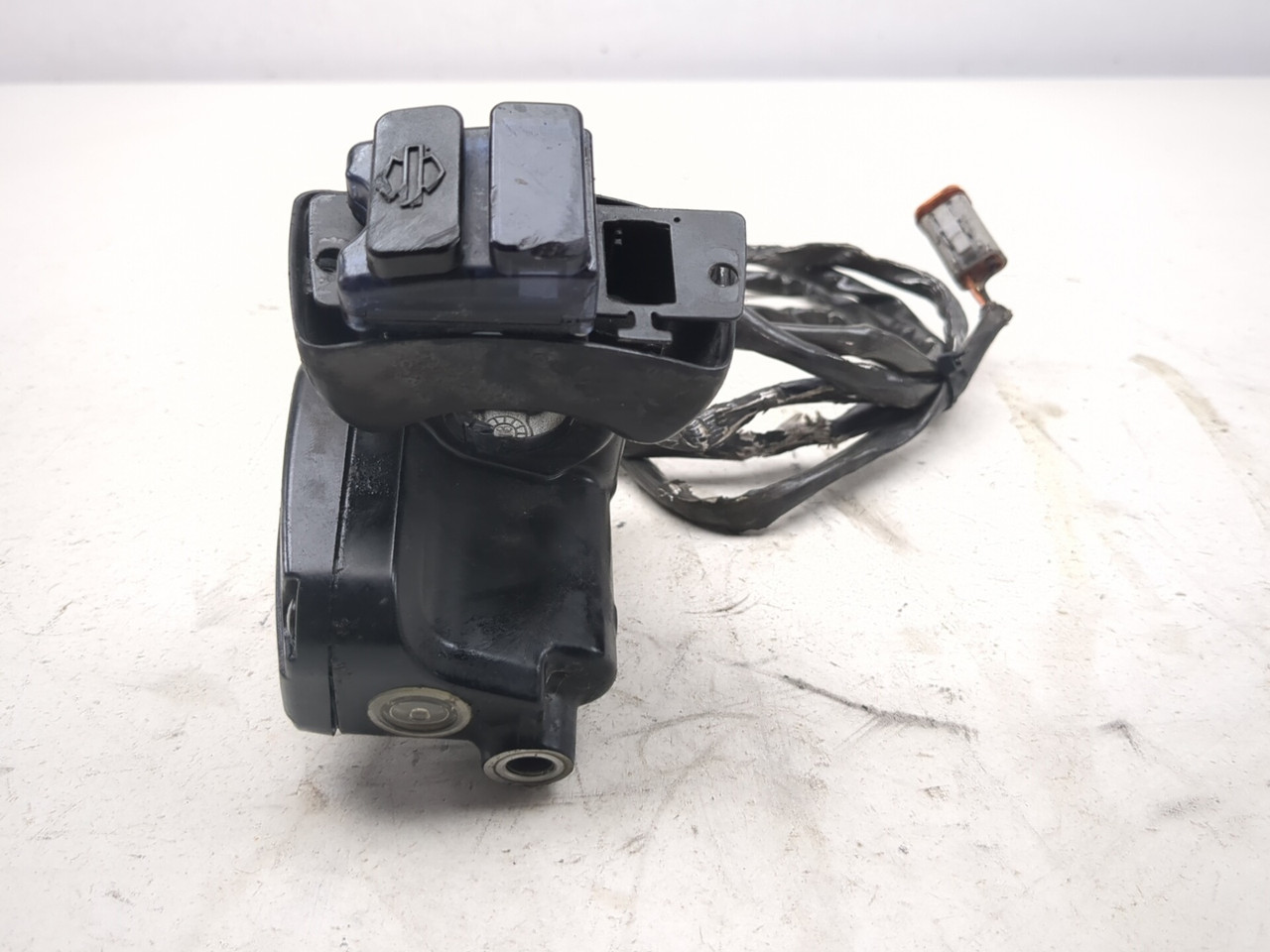 10-13 Harley Davidson Road Glide FLTRX Right Brake Master Cylinder