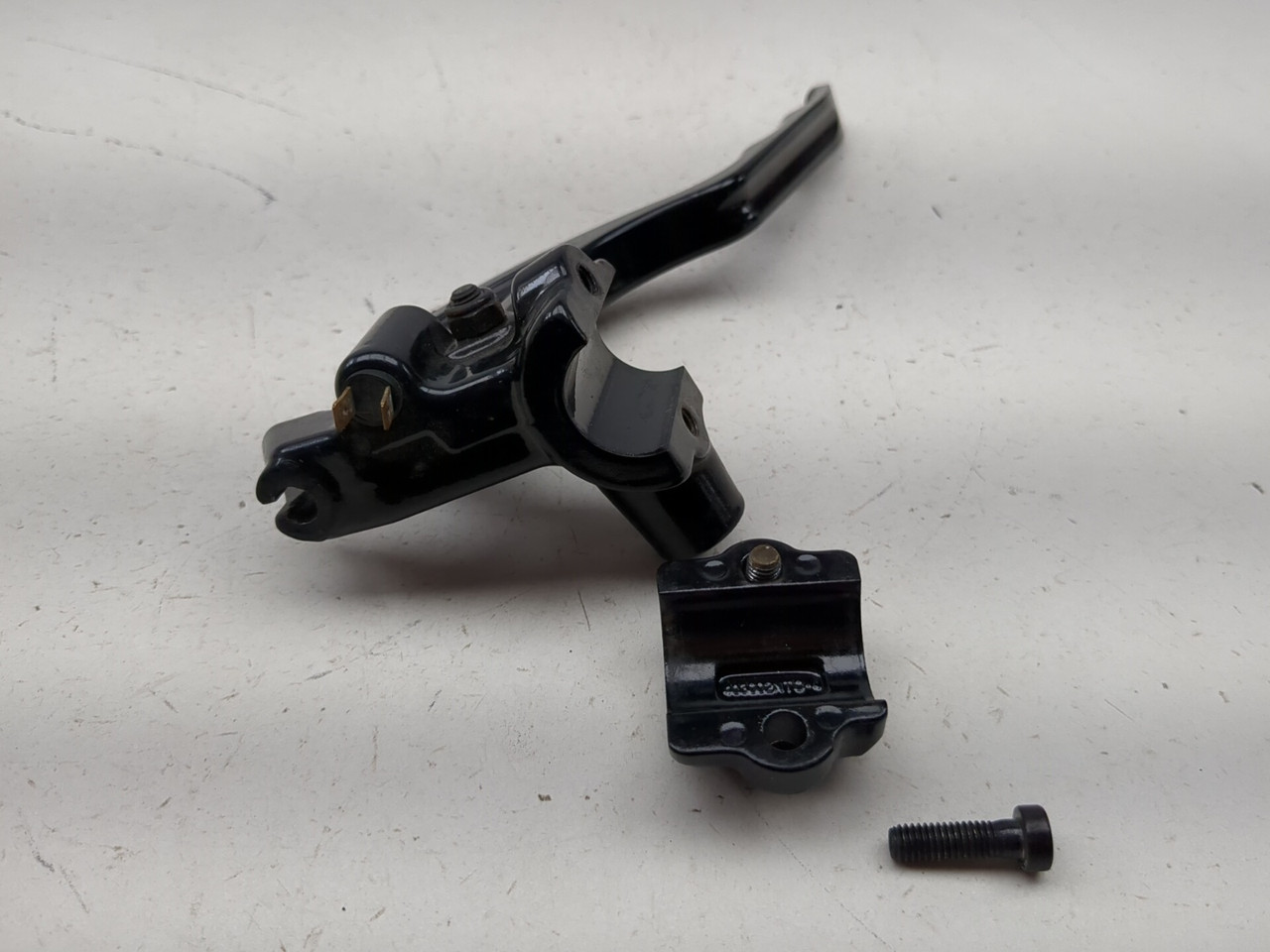 レディッチ 16-17 Victory Octane Front Left Clutch Lever Perch Assembly - Sun
