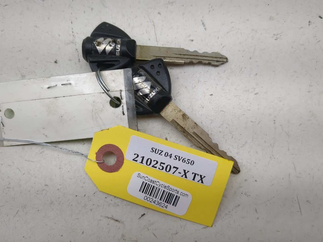 03-12 Suzuki SV650 Ignition Cap Seat Lock Key Set 37000-16851
