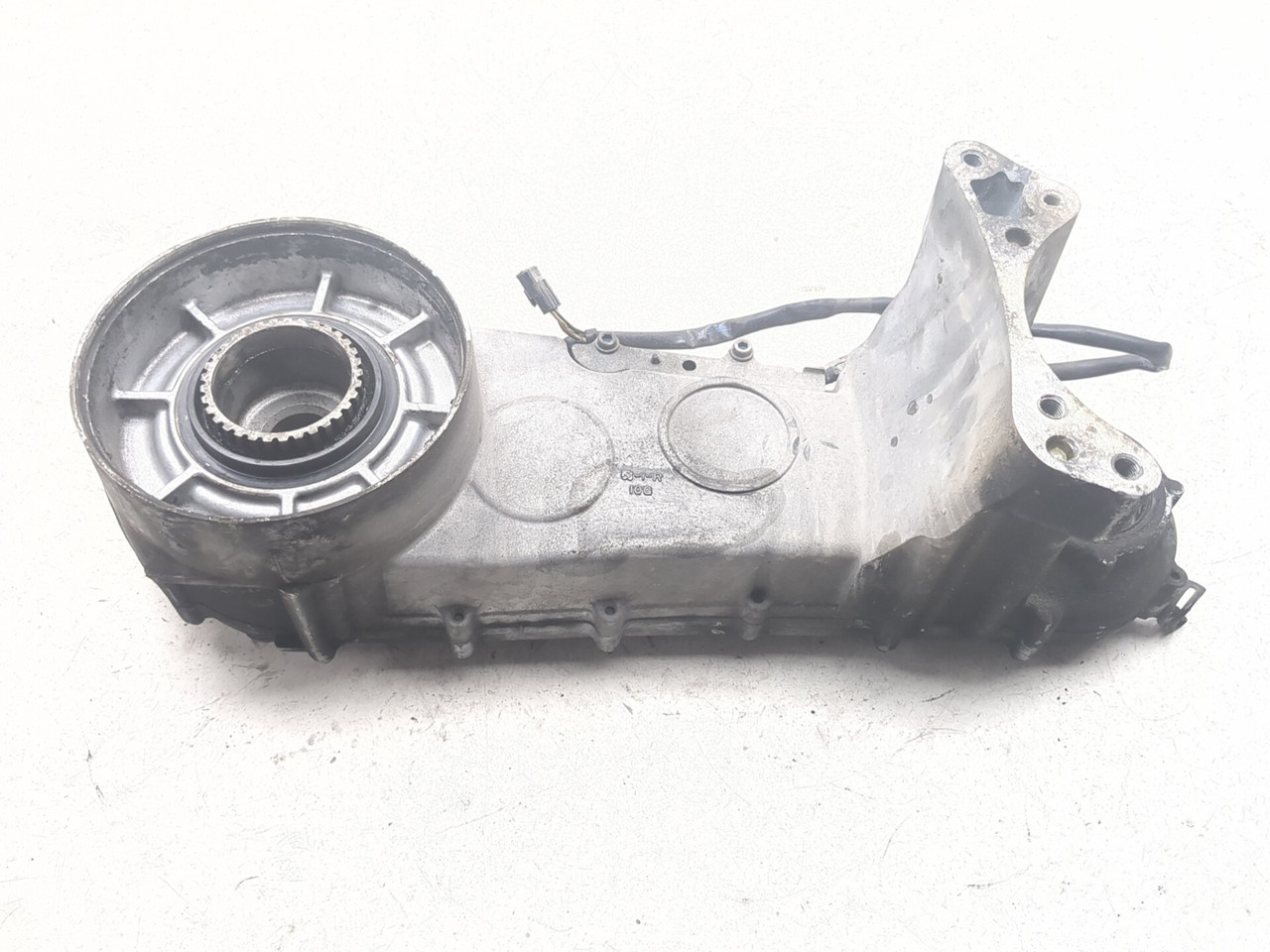 03-12 Suzuki Burgman AN650 Rear Left Final Drive Gearcase 27450