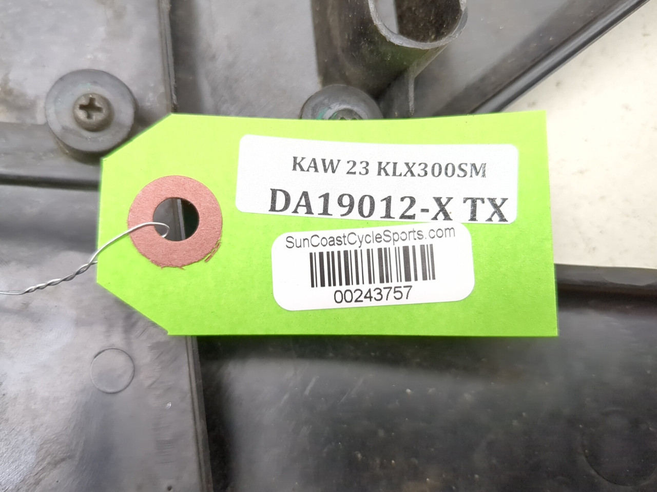 21-25 Kawasaki KLX 300 SM Front Left Radiator Shroud Cover 49089