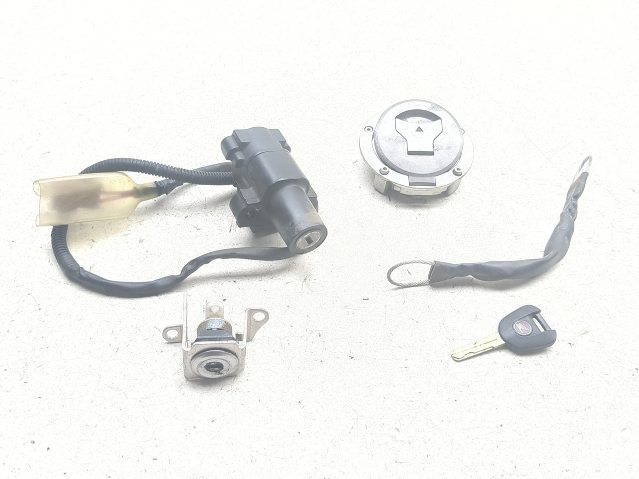 16-18 Honda CRF1000 Africa Twin Ignition Fuel Cap Seat Lock Key
