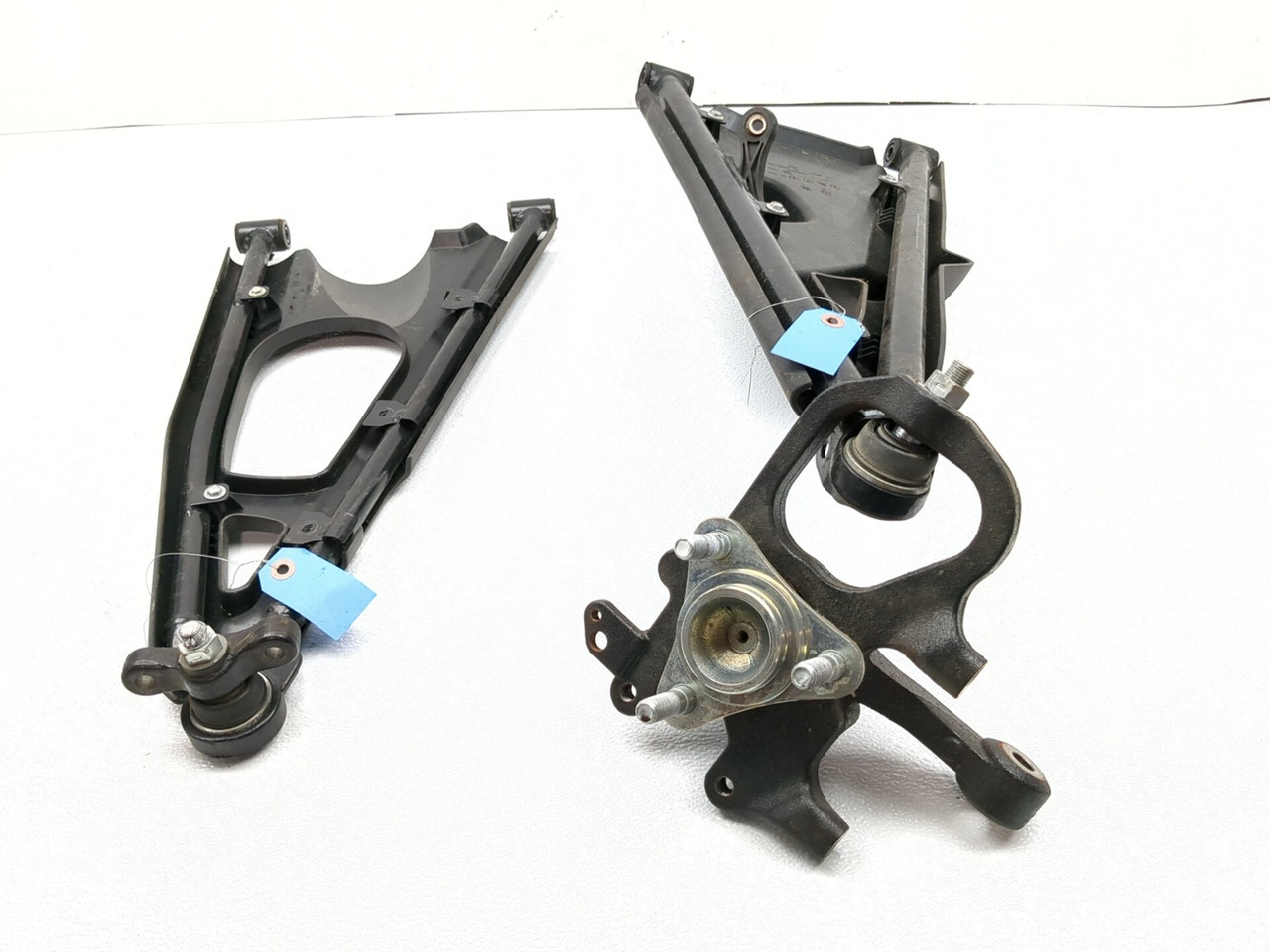 「RT-2830739084 08-12 Can Am Spyder RT SE5 Front Right Upper Lower A-Arm Set - Sun