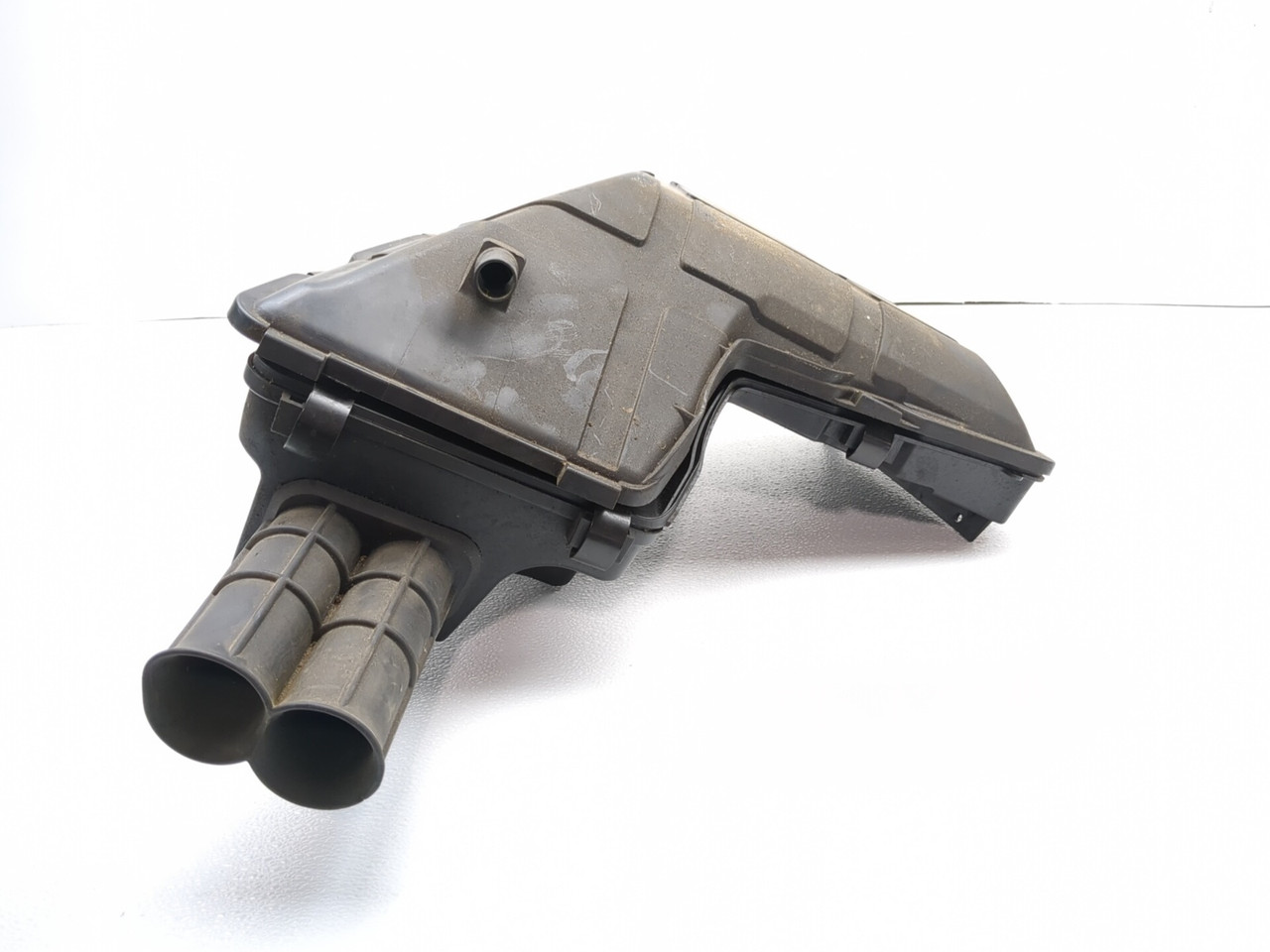 08-12 Can-Am Spyder RT SE5 Airbox Assembly 707800182 - Sun Coast