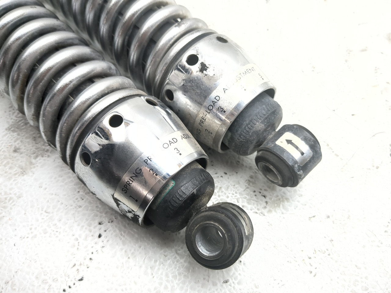 06-10 Harley FXD Dyna Super Glide Rear Suspension Shock Absorber