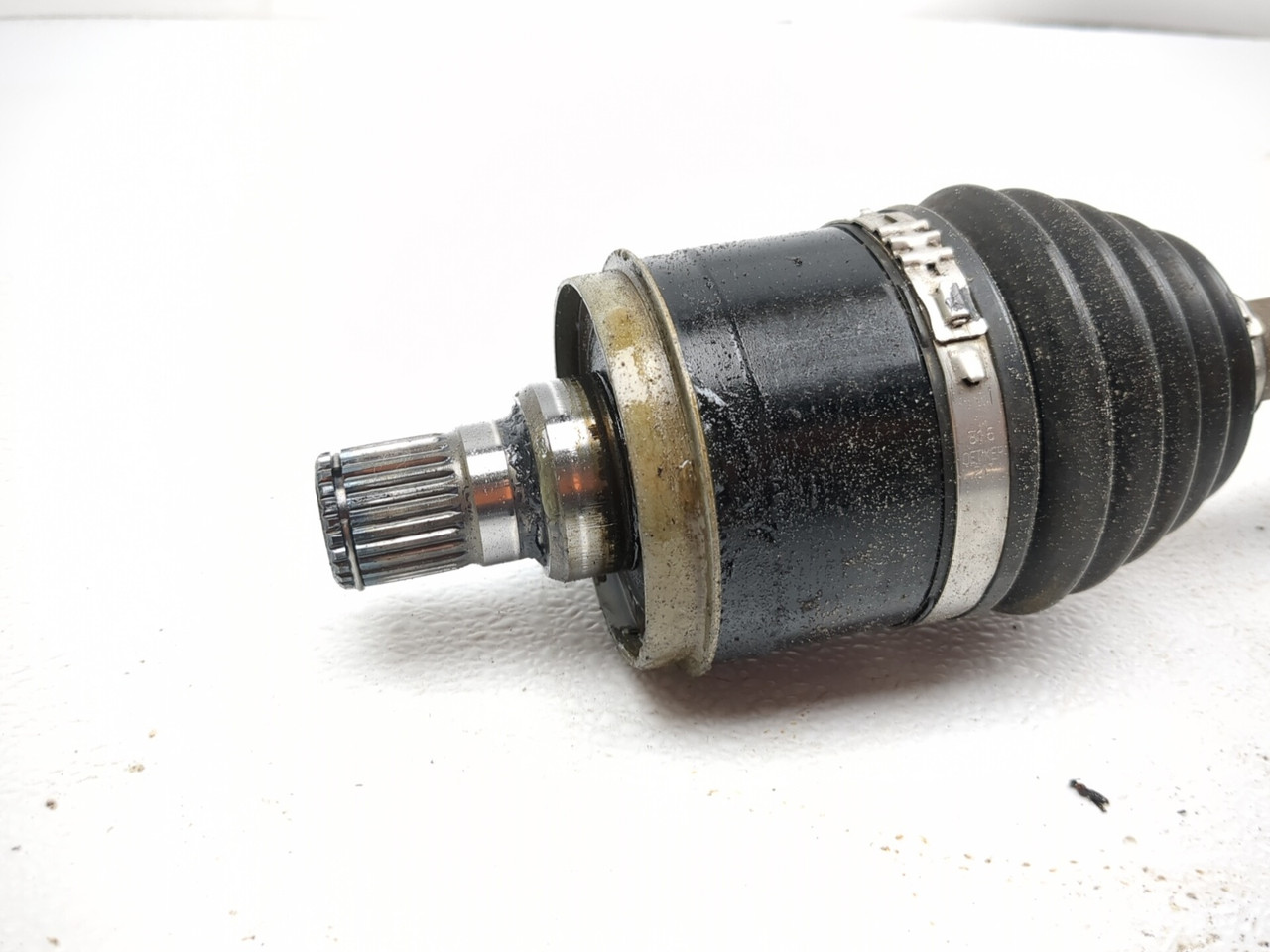 20-24 Kawasaki KRX KRF Teryx 1000 Front Left Axle Knuckle Hub