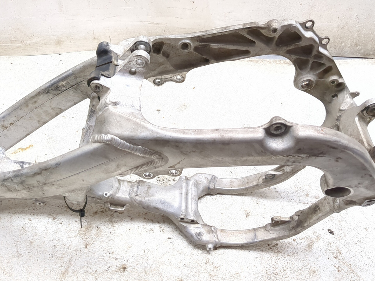 13-16 Honda CRF450R Main Frame Chassis STRAIGHT SLVG - Sun Coast