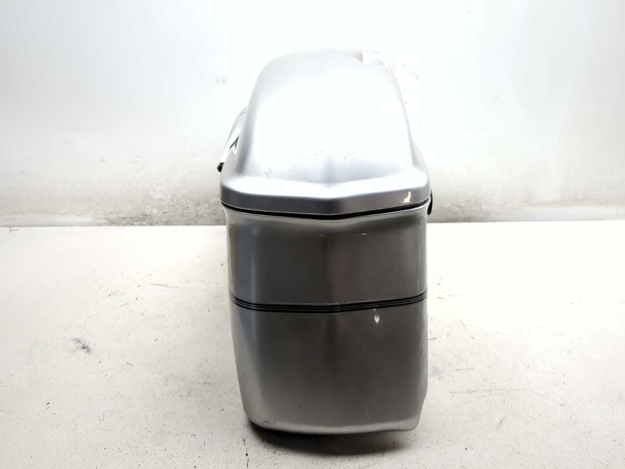 99-13 Yamaha Royal Star Venture XVZ1300 Rear Left Saddlebag