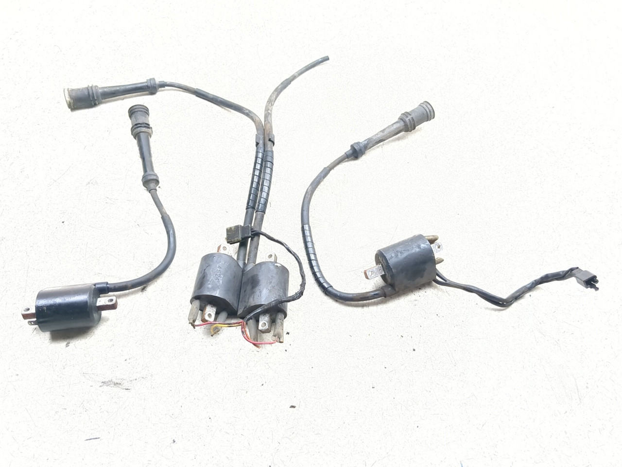 yuu。 99-13 Yamaha Royal Star Venture XVZ1300 Ignition Coil Set 4XY
