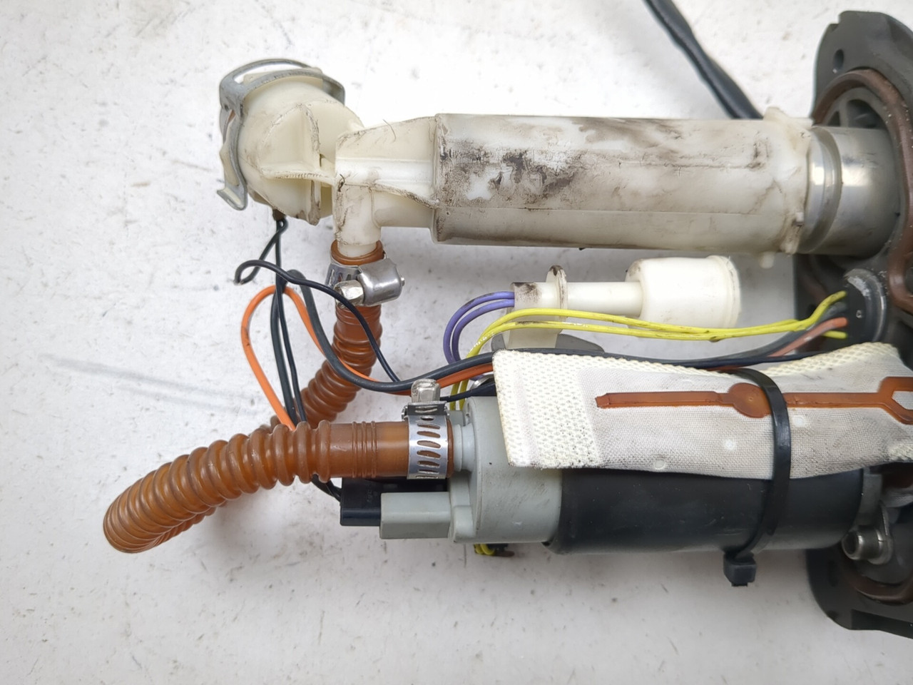 06-11 Harley-Davidson Sportster XL1200L Rear Fuel Pump Assembly