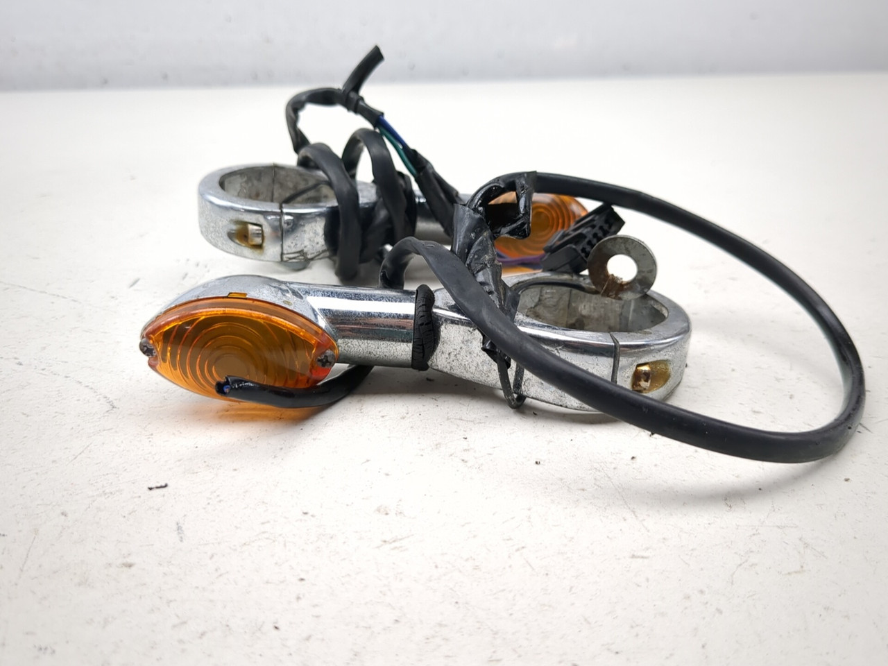 24 -TWENTY FOUR コンプリートセット 06-11 Harley Davidson Sportster XL1200L Front Turn Signal Set