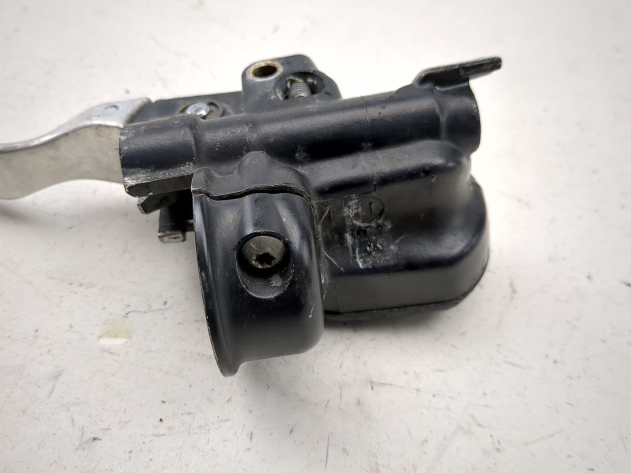 06-11 Harley Davidson Sportster XL1200L Right Brake Master