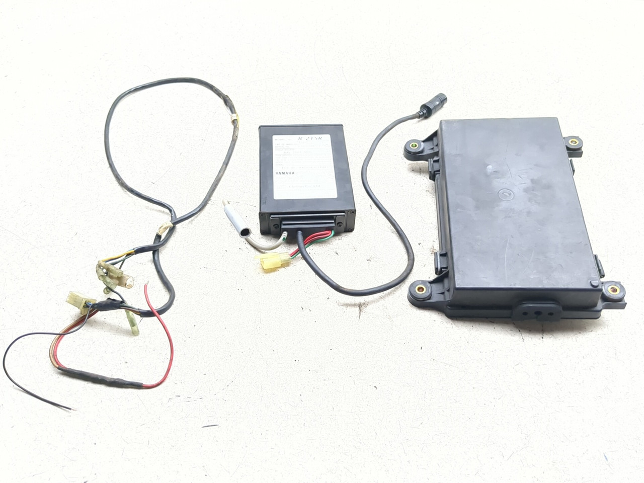 99-13 Yamaha Royal Star Venture XVZ1300 CB Radio Transceiver Set