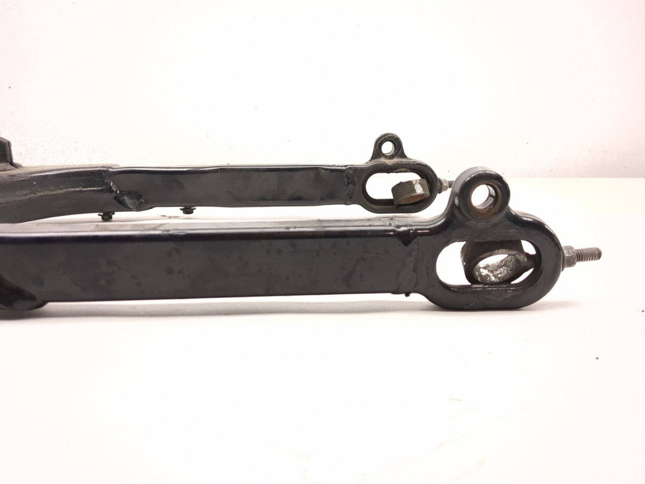 Harley-Davidson 純正 キックアーム 06-11 Harley-Davidson Sportster XL1200L Rear Swingarm 47566-05