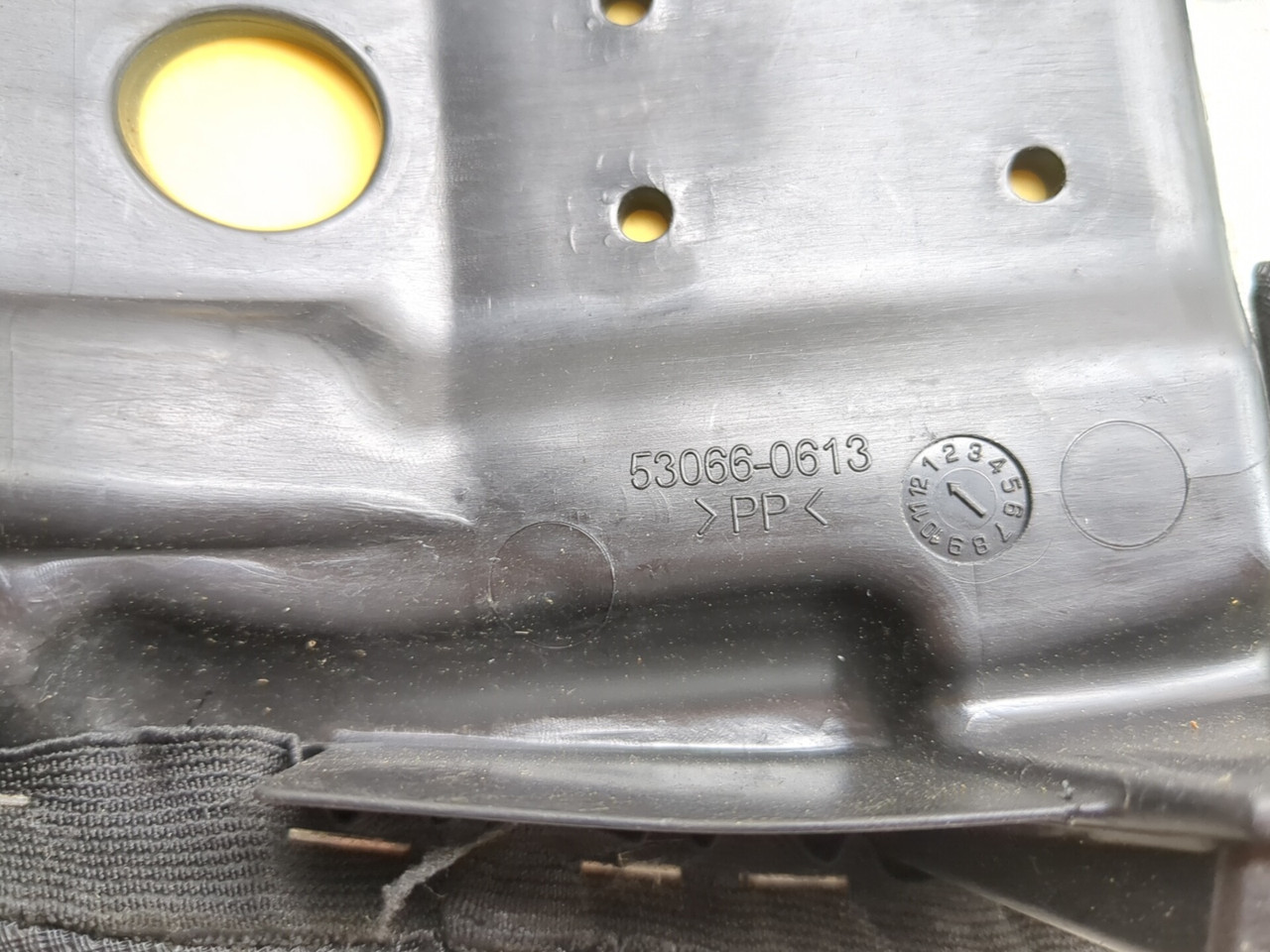 18-26 Kawasaki Ninja 400 EX400 Rear Passenger Seat 53066-0613