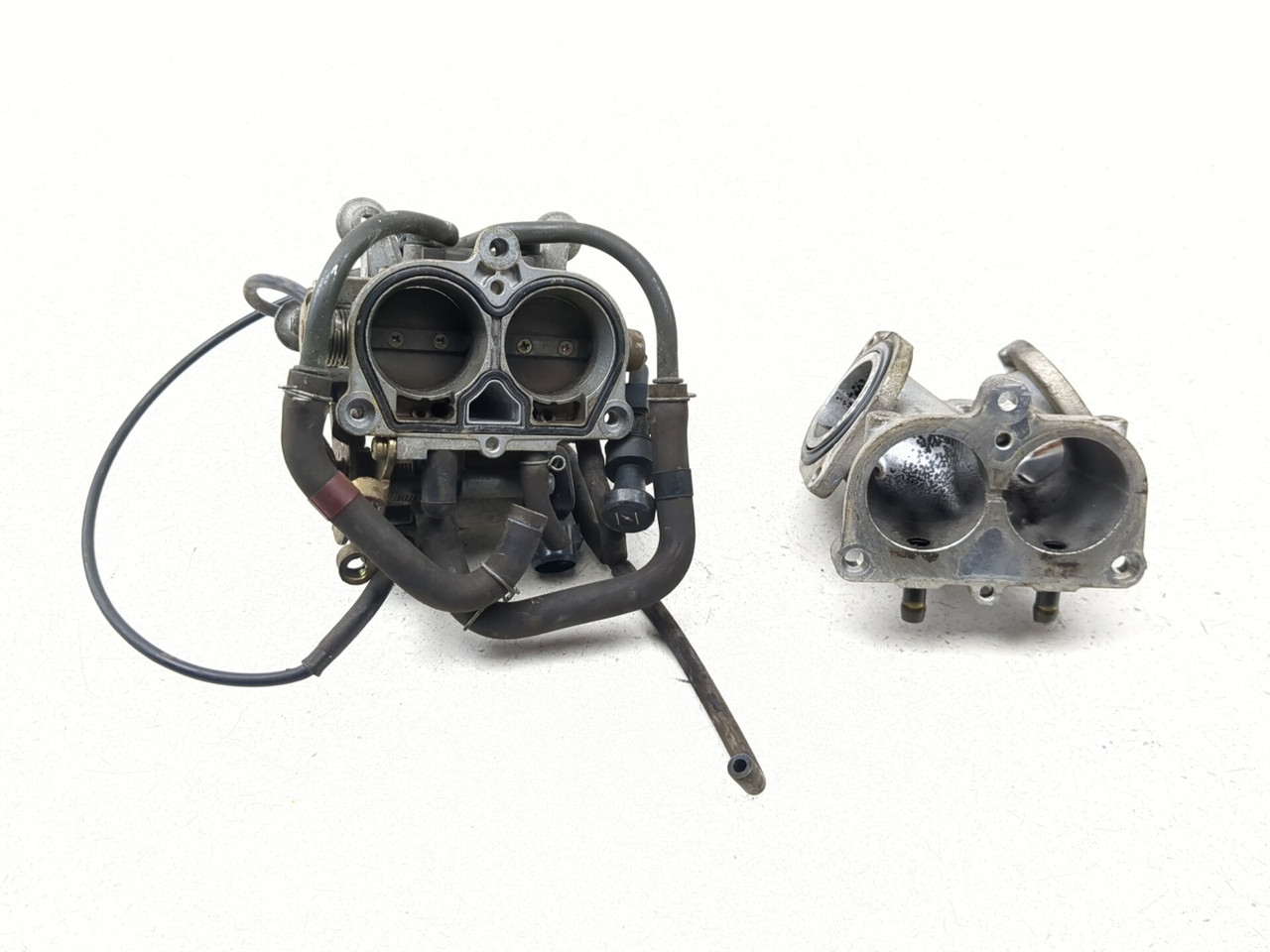 リクエスト 98-01 Kawasaki Vulcan Nomad VN1500L Throttle Body Intake Manifold