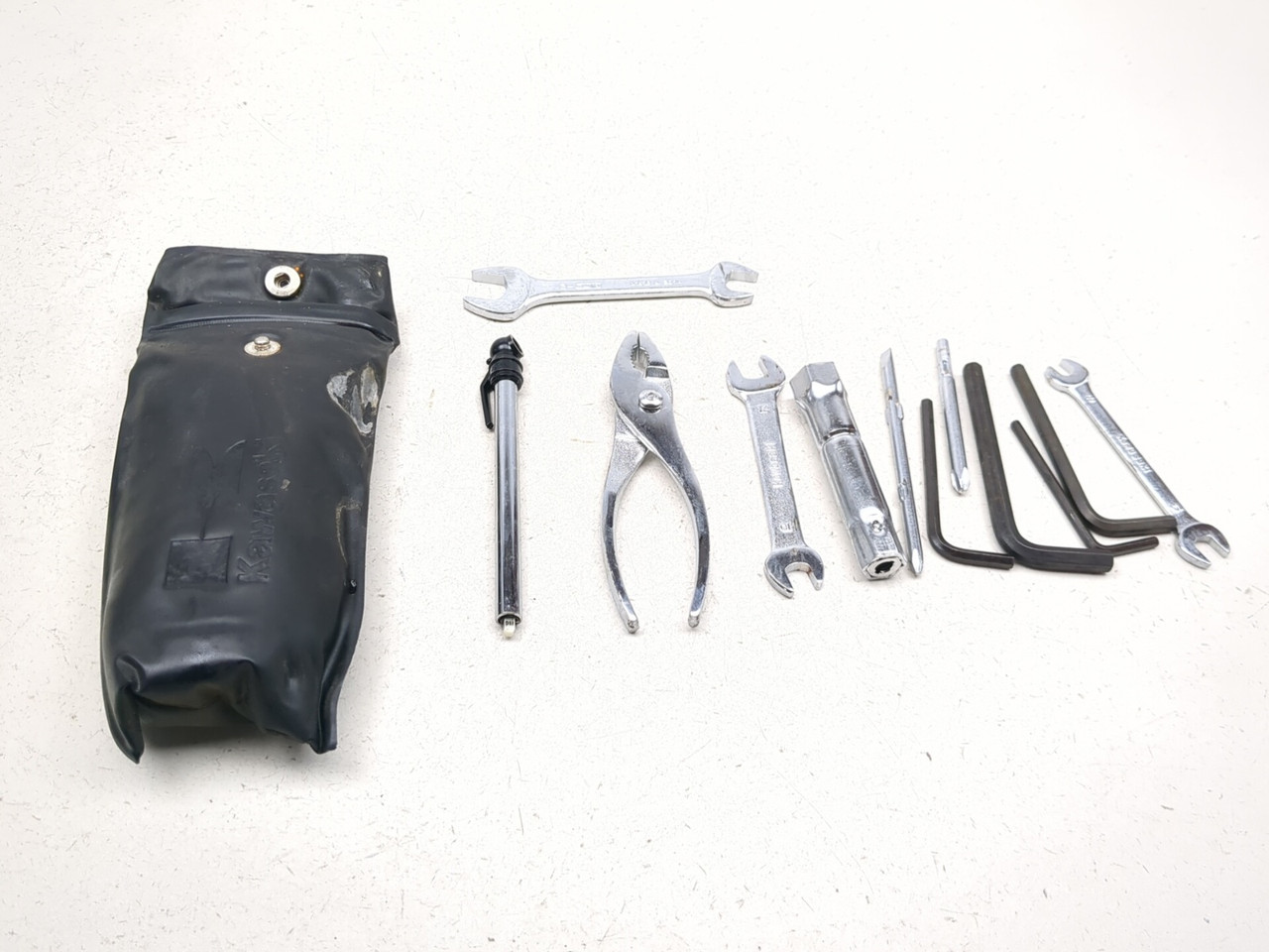 98-01 Kawasaki Vulcan Nomad VN1500L Tool Kit Set 56007-1419 - Sun