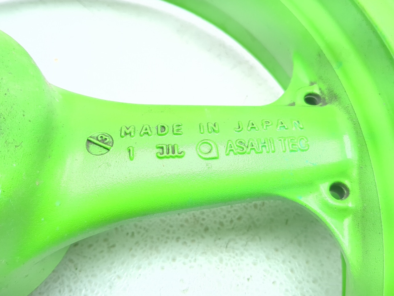 98 99 Kawasaki Ninja ZX6R ZX600G Front Wheel Rim BENT 17X3.50
