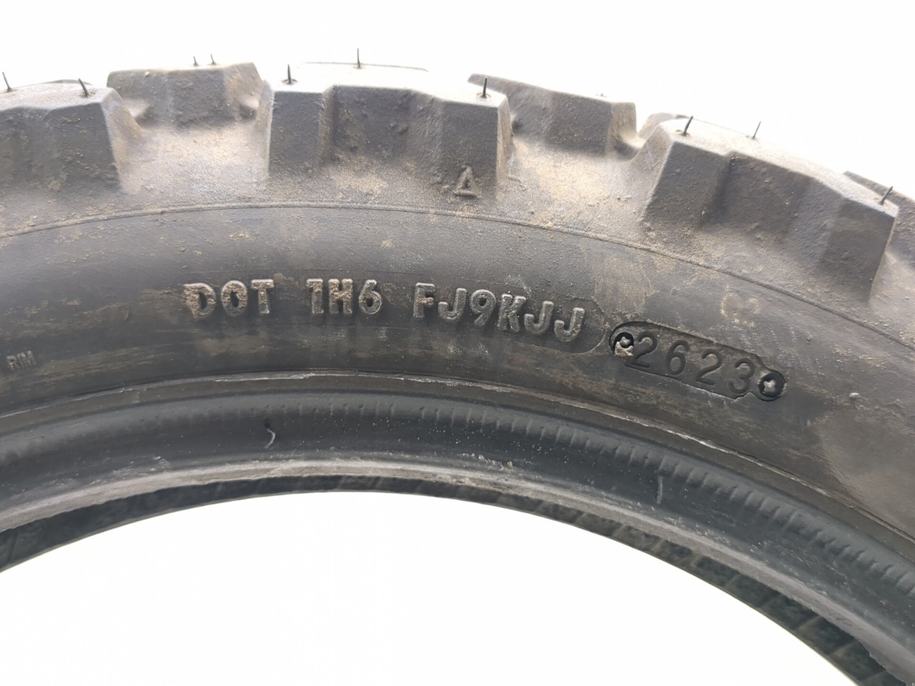 SHINKO TRAIL MASTER オフロードリヤタイヤ E-700 中古品 Shinko E-700 Trail Master Rear Tire 5.10-17 - Sun Coast Cycle