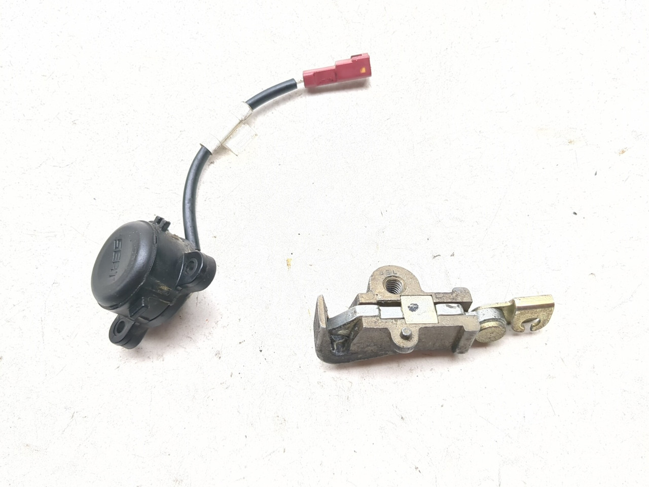 21-25 KTM 1290 Super Adventure S Ignition Fuel Cap Lock with Key