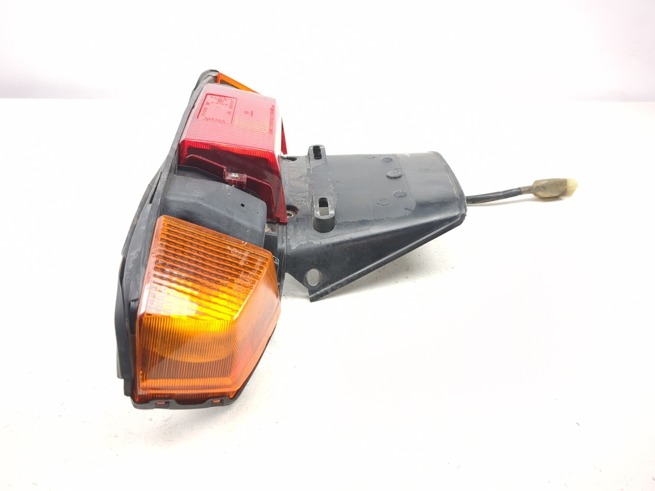 92-01 Honda Helix CN250 Rear Taillight Assembly 33700-KS4-672