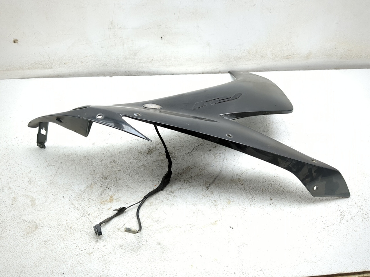 04-06 Yamaha YZF R1 YZF-R1 Front Right Upper Side Fairing Cover