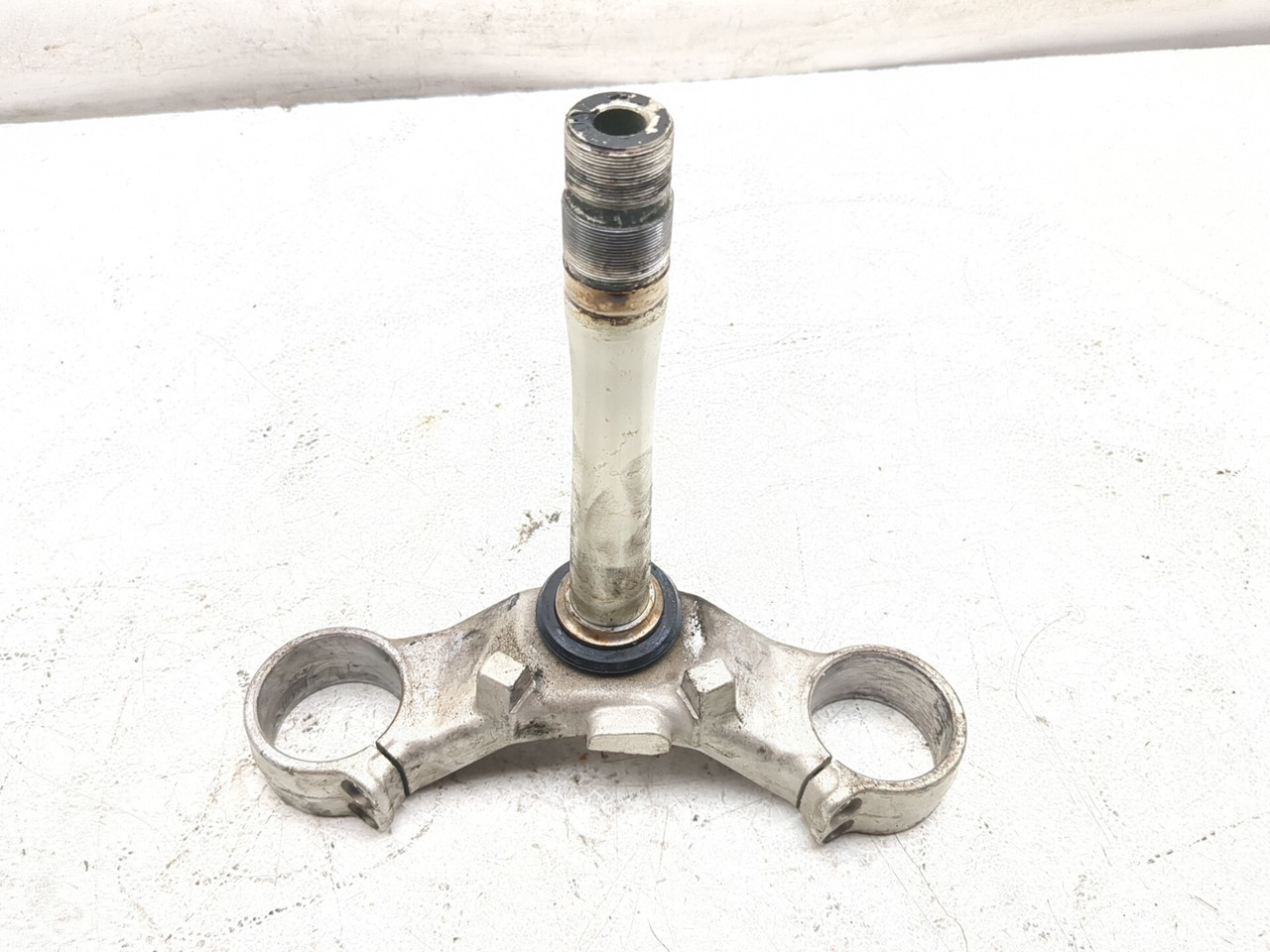 04-06 Yamaha YZF R1 YZF-R1 Lower Triple Tree Yoke Stem Clamp 5VY